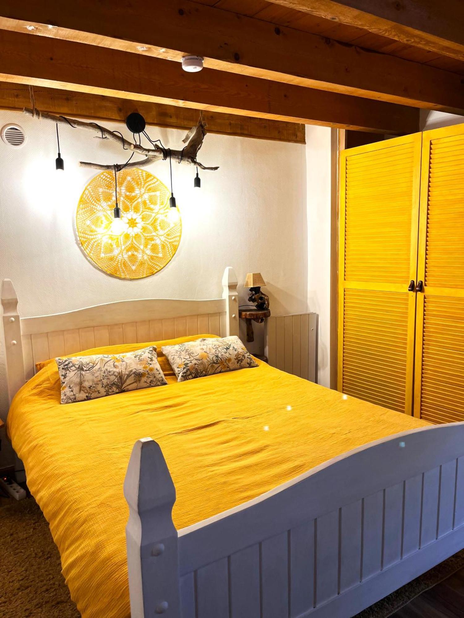 Cozy Mini House With Beautiful Views Apartment Eygliers Екстериор снимка
